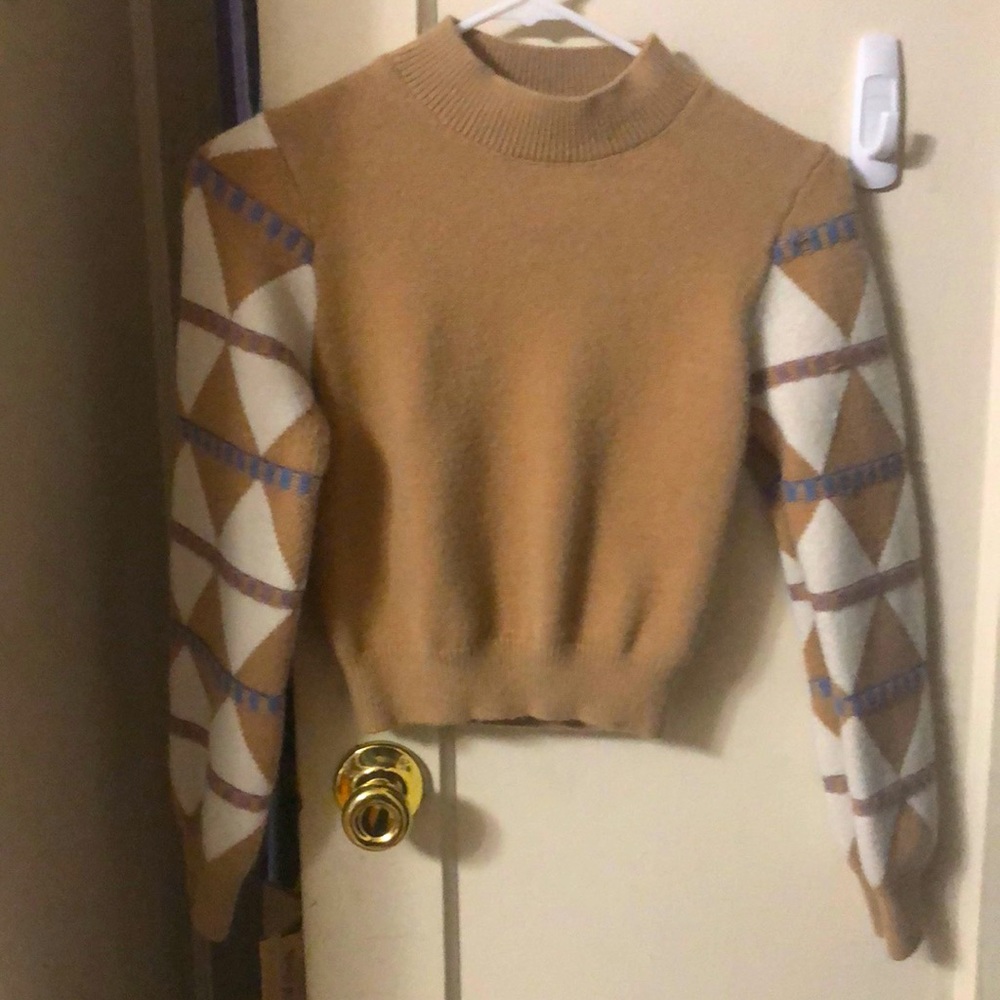 Crop top sweater